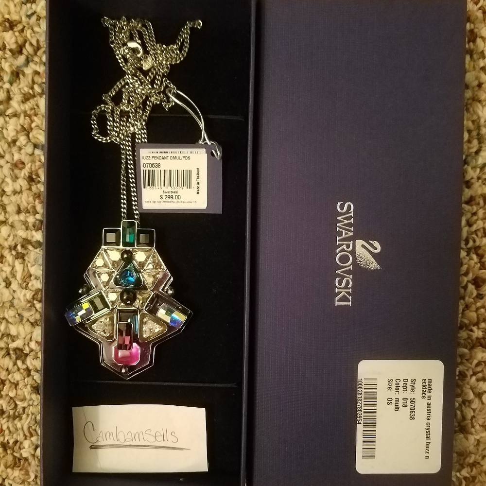LAST ONE! SWARVOSKI Pendant - Picture 4 of 4